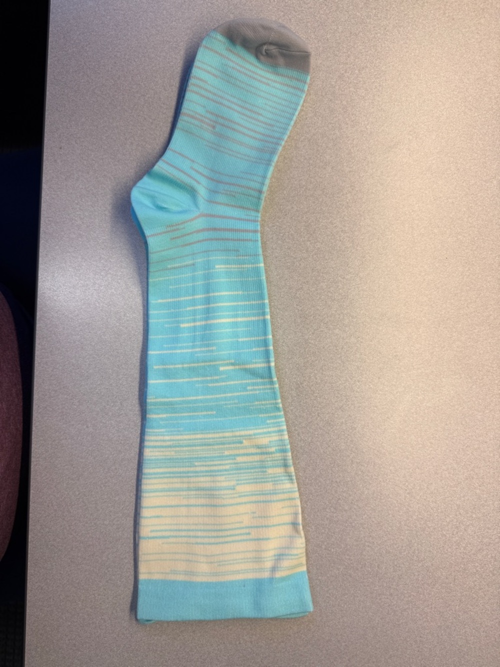 Everstride Striped Compression Stockings 2X in Blue & Cream